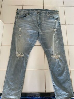 American Eagle Outfitters Light Blue Slim Straight Distressed Jeans